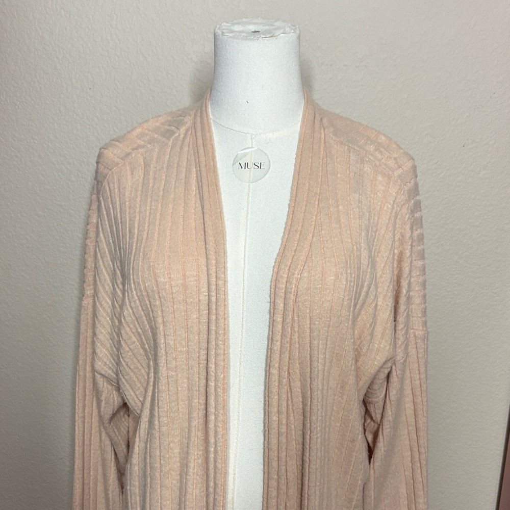 Muse Women's Soft Cream Cardigan